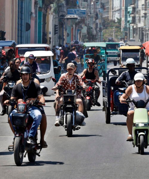 El castrismo salva el verano con récords históricos de impopularidad en Cuba