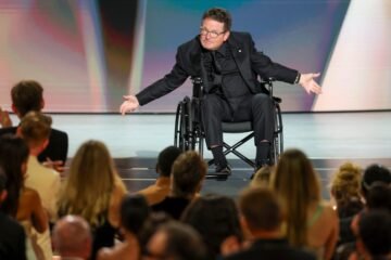 El emotivo discurso de Michael J. Fox en los Emmy: “Aceptar el Parkinson no significaba que tuviera que rendirme” 