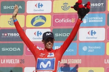 Así es Enric Mas, el campeón español de la Vuelta: disciplina de hierro, amor de adolescencia y arraigo familiar