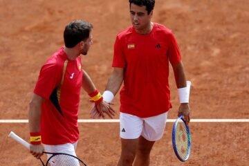 Martínez y Munar sellan el 3-0  ante Chile y meten a España en la Final 8