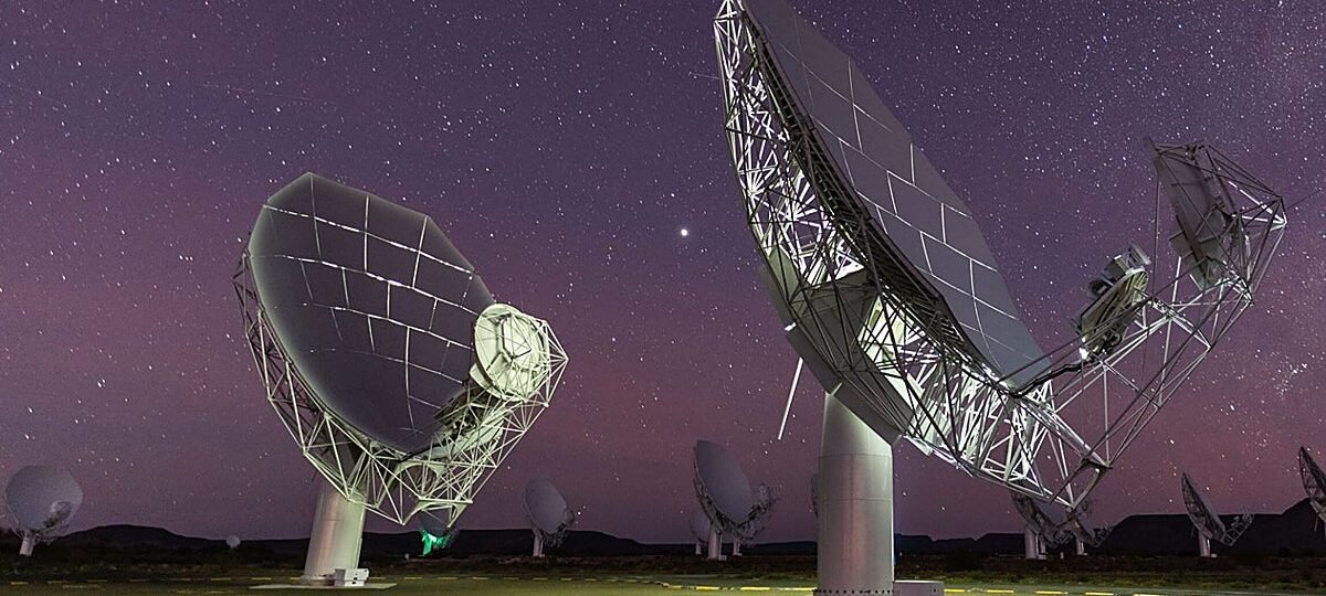 Astrónomos captan por primera vez señales de radio de un exoplaneta, un mundo fuera del Sistema Solar