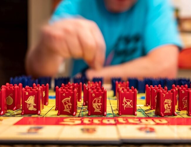 Una IA gana por primera vez a los campeones humanos de Stratego