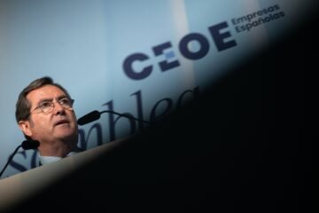 Garamendi, reelegido presidente de CEOE para otros cuatro años