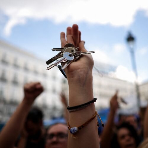 De Ceuta a Sol: a quién favorece y perjudica el cambio de asunto político estrella