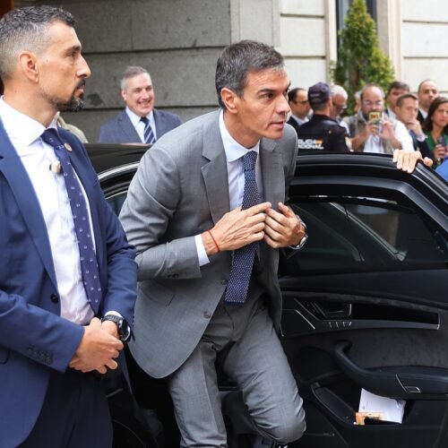Sánchez se toma un tiempo para decidir si convoca elecciones