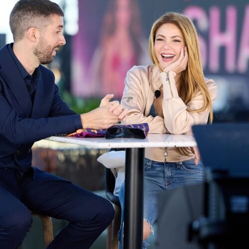 Shakira protagoniza la entrevista más breve, incómoda y extraña de ‘La revuelta’ 