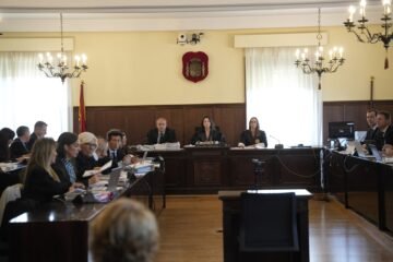 El juicio por el mayor brote de listeria de Europa se aplaza tres semanas más a la espera de los informes médicos de cinco afectados