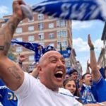 De futbolista a ‘hooligan’: la foto de Cazorla que emociona en Oviedo