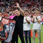 El Sánchez-Pizjuán recibió con honores a Unai Emery